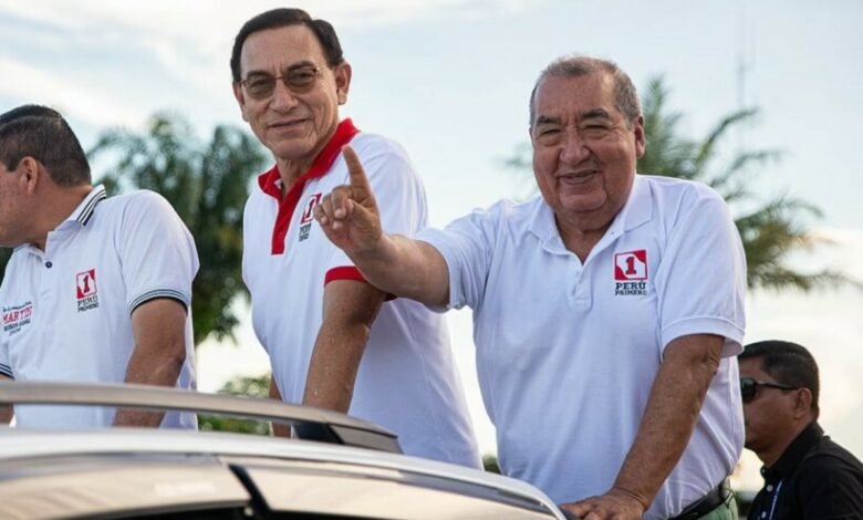 Candidato con Vizcarra